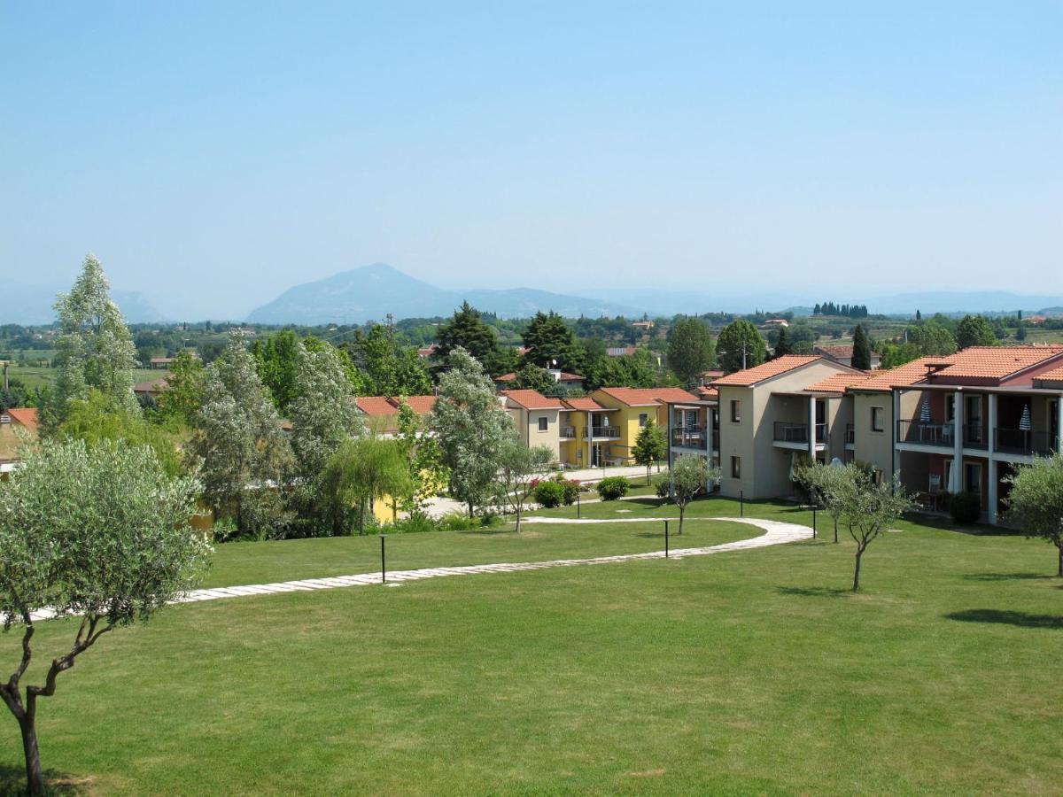 Apartment Belvedere Village-4 By Interhome Castelnuovo del Garda Eksteriør bilde