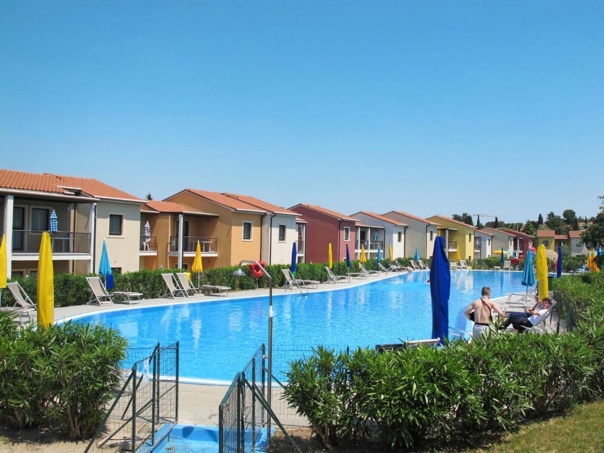 Apartment Belvedere Village-4 By Interhome Castelnuovo del Garda Eksteriør bilde